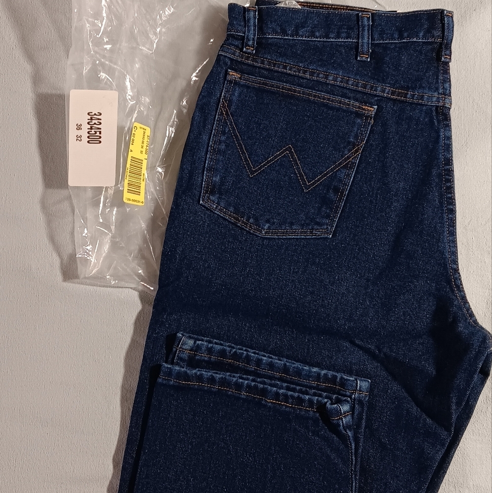 NWT Wrangler Rugged Wear 36x32 Jeans - Picture 5 of 8